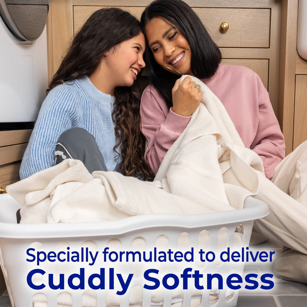 Snuggle Liquid Fabric Softener - Cuddle-Up Fresh Blue Sparkle, 39.4 oz, 58 Loads