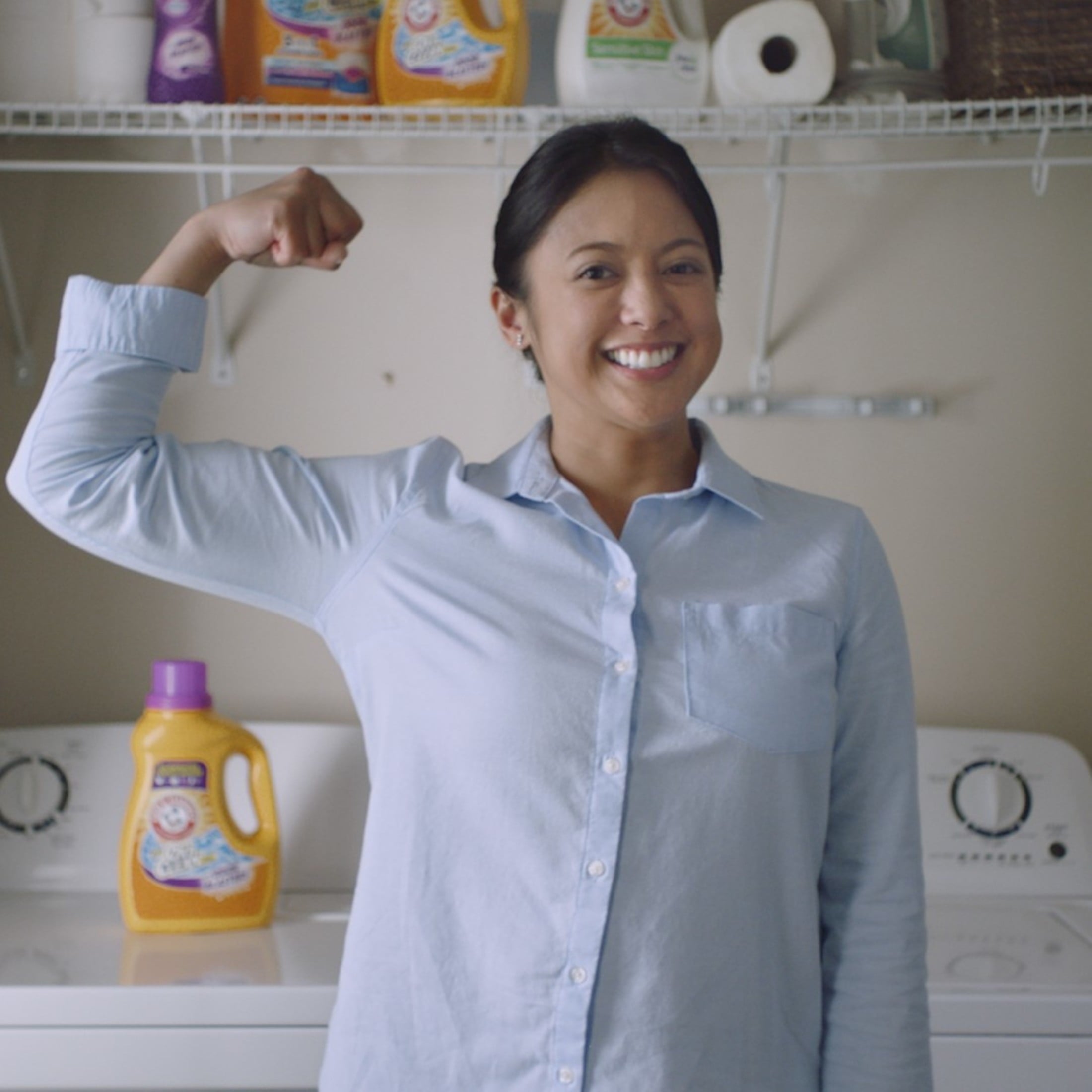 ARM & HAMMER Plus OxiClean Odor Blasters Fresh Burst - 128 Loads Liquid Laundry Detergent, 224 Fl oz